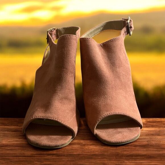 Wild Diva Vixen pink Open Toe Wedges Strapped Size 6 - Picture 2 of 5